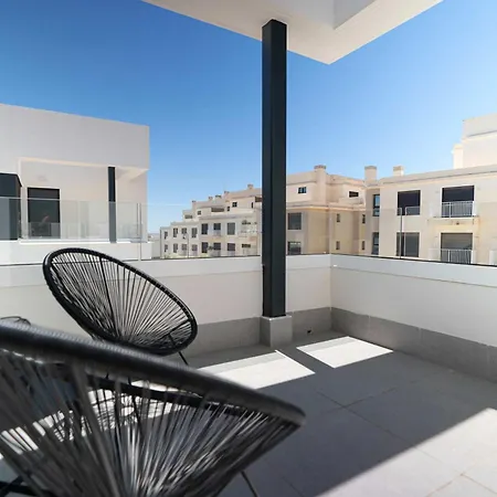 Serena Village Beautiful 3 Bedroom Terraced House Close To The