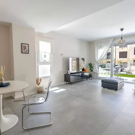 Serena Village Beautiful 3 Bedroom Terraced House Close To The La Cala De Mijas